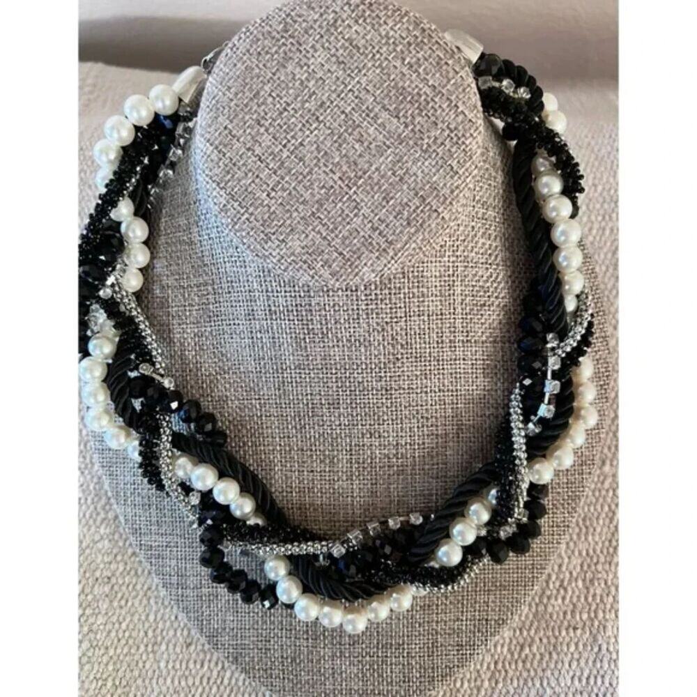 Choker Necklace Faux Pearls Glass Beads Silver Tone Chain Rope